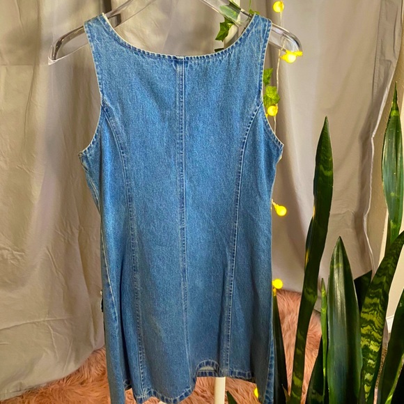 POCKETS is the best part about DRESSES! - Picture 2 of 2